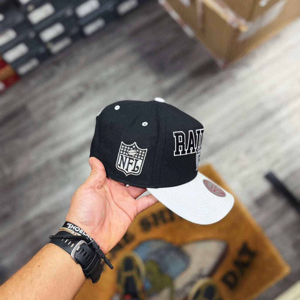 NFL Blitz Pro Las Vegas Raiders Mitchell & Ness