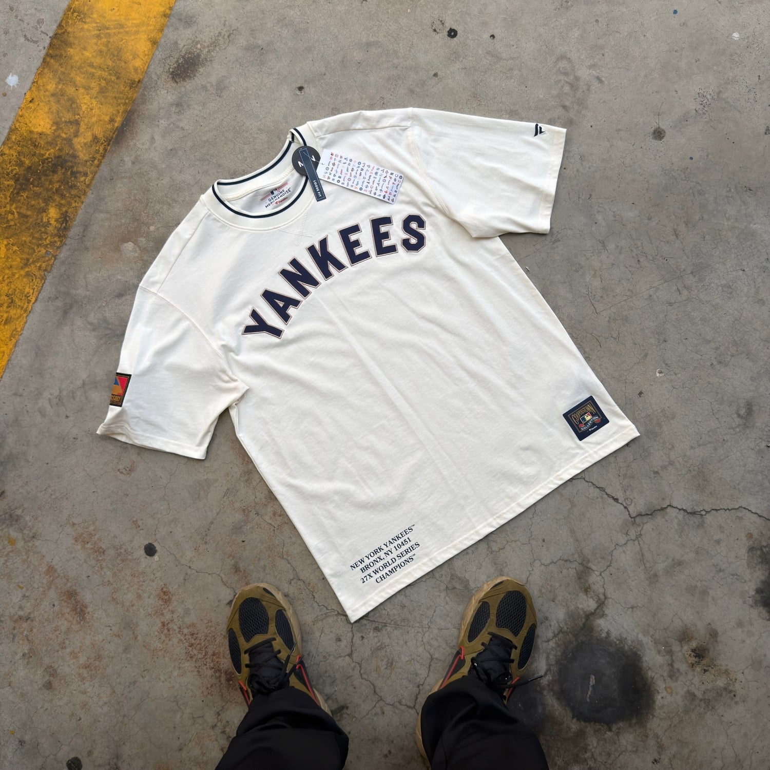 MLB Cooperstoown NY Yankees Oversize