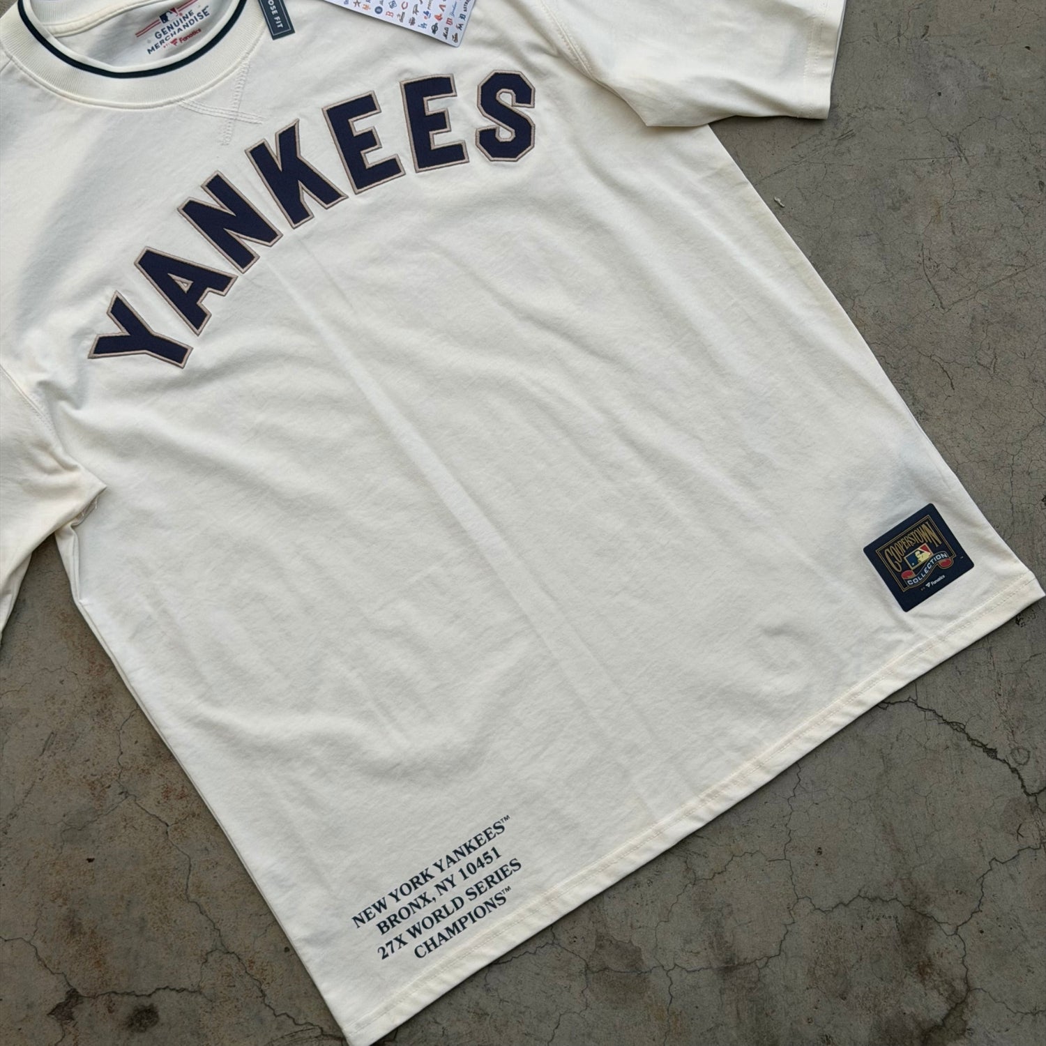 MLB Cooperstoown NY Yankees Oversize