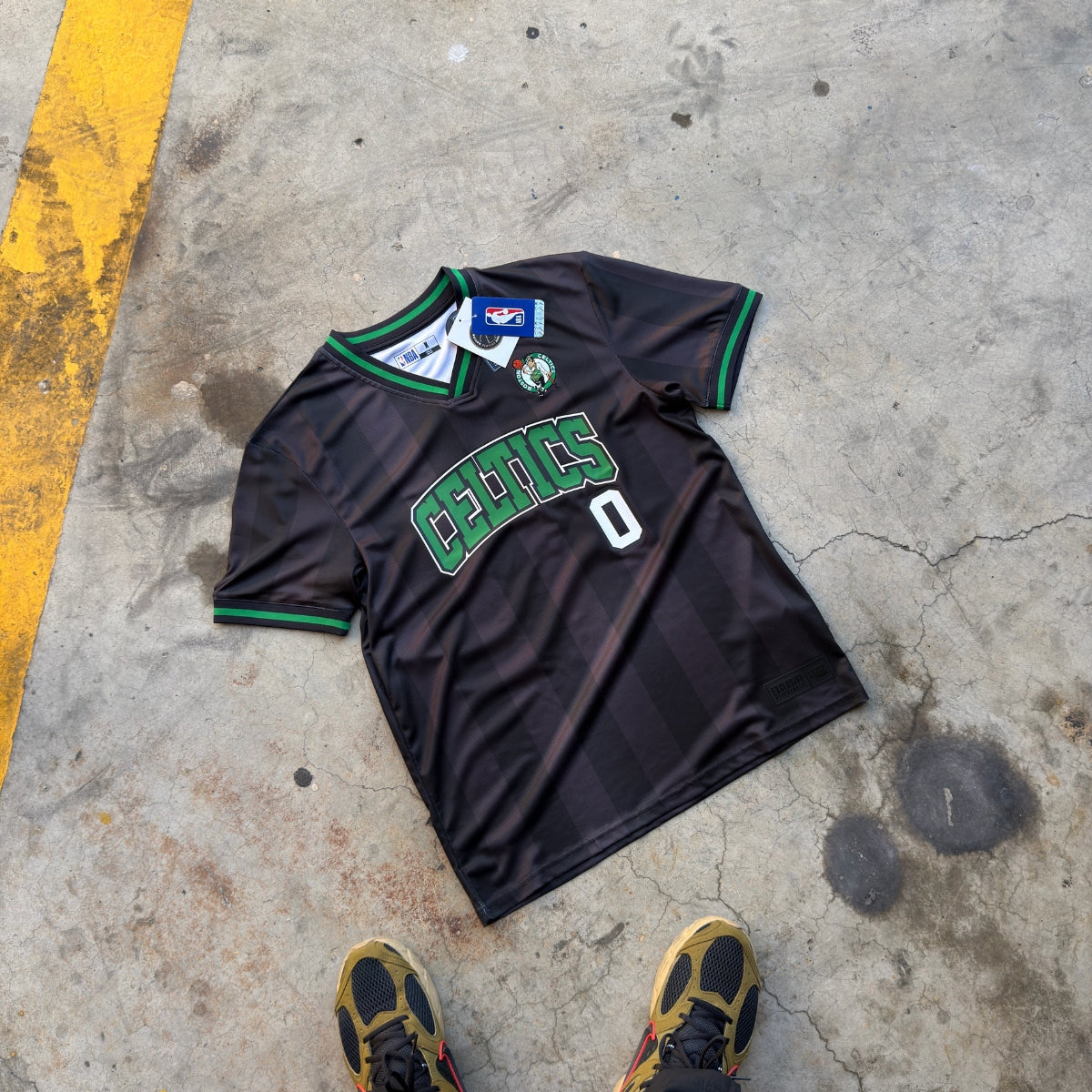 NBA Boston Celtics " Court to field "