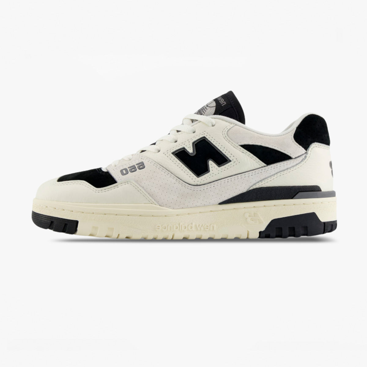 New Balance 550 “ Sea Salt Black ”