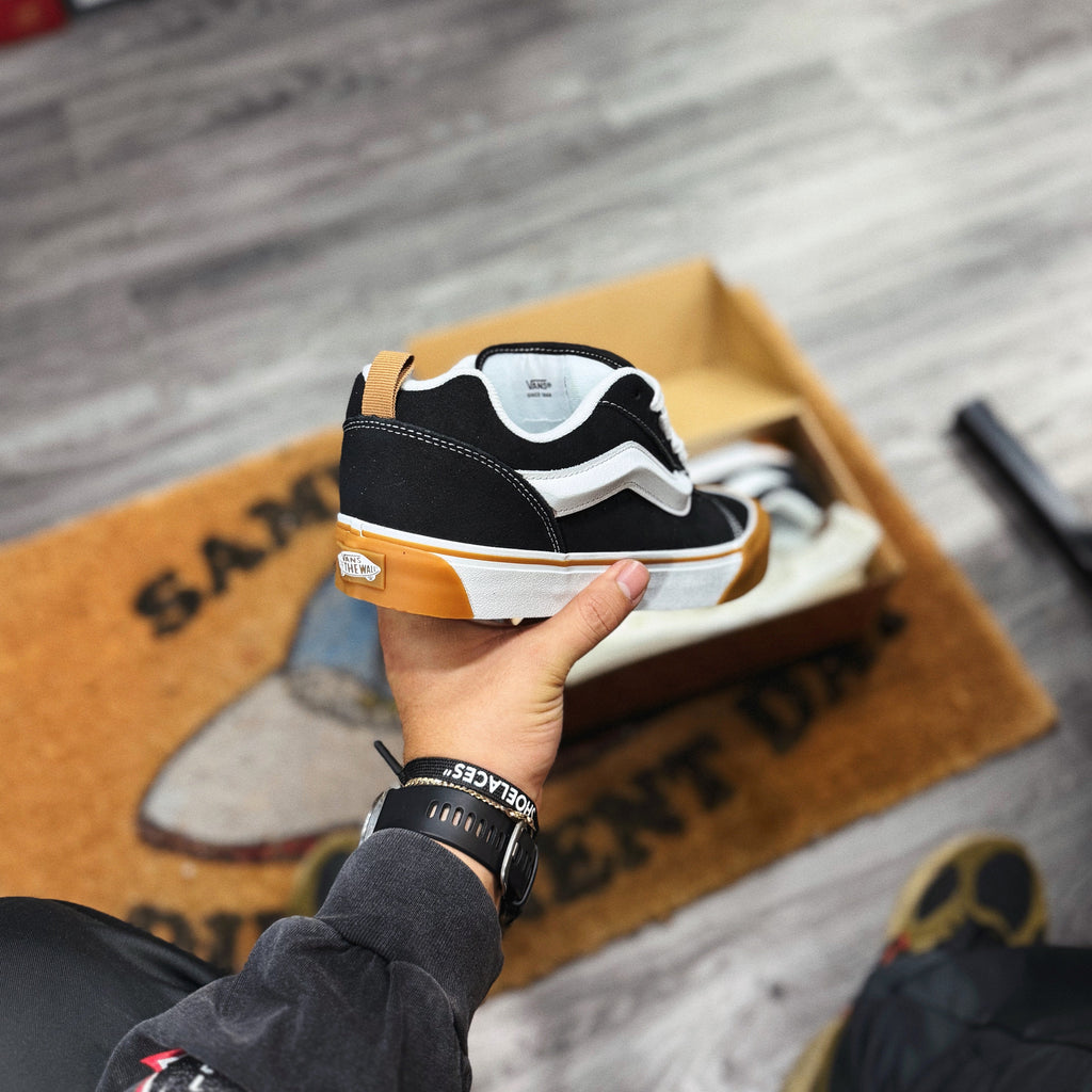 Vans Knu Skool