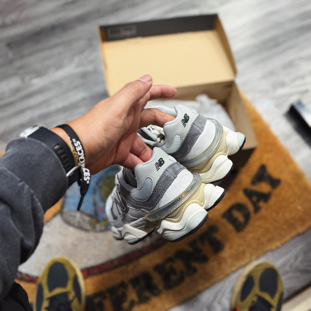 New Balance 9060