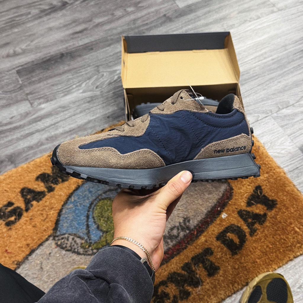 New Balance 327 "Mushroom/Outer Space"