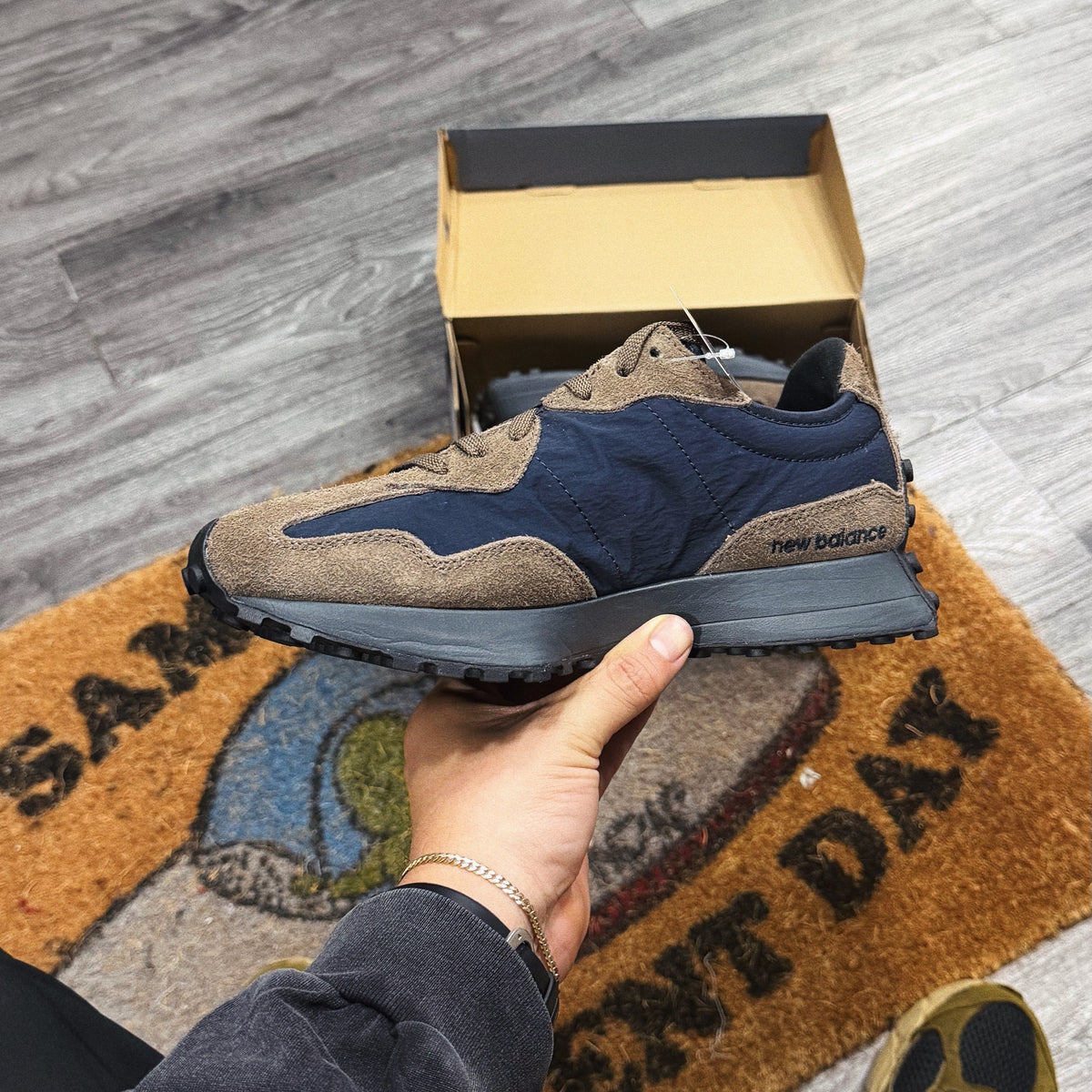 New Balance 327 "Mushroom/Outer Space"