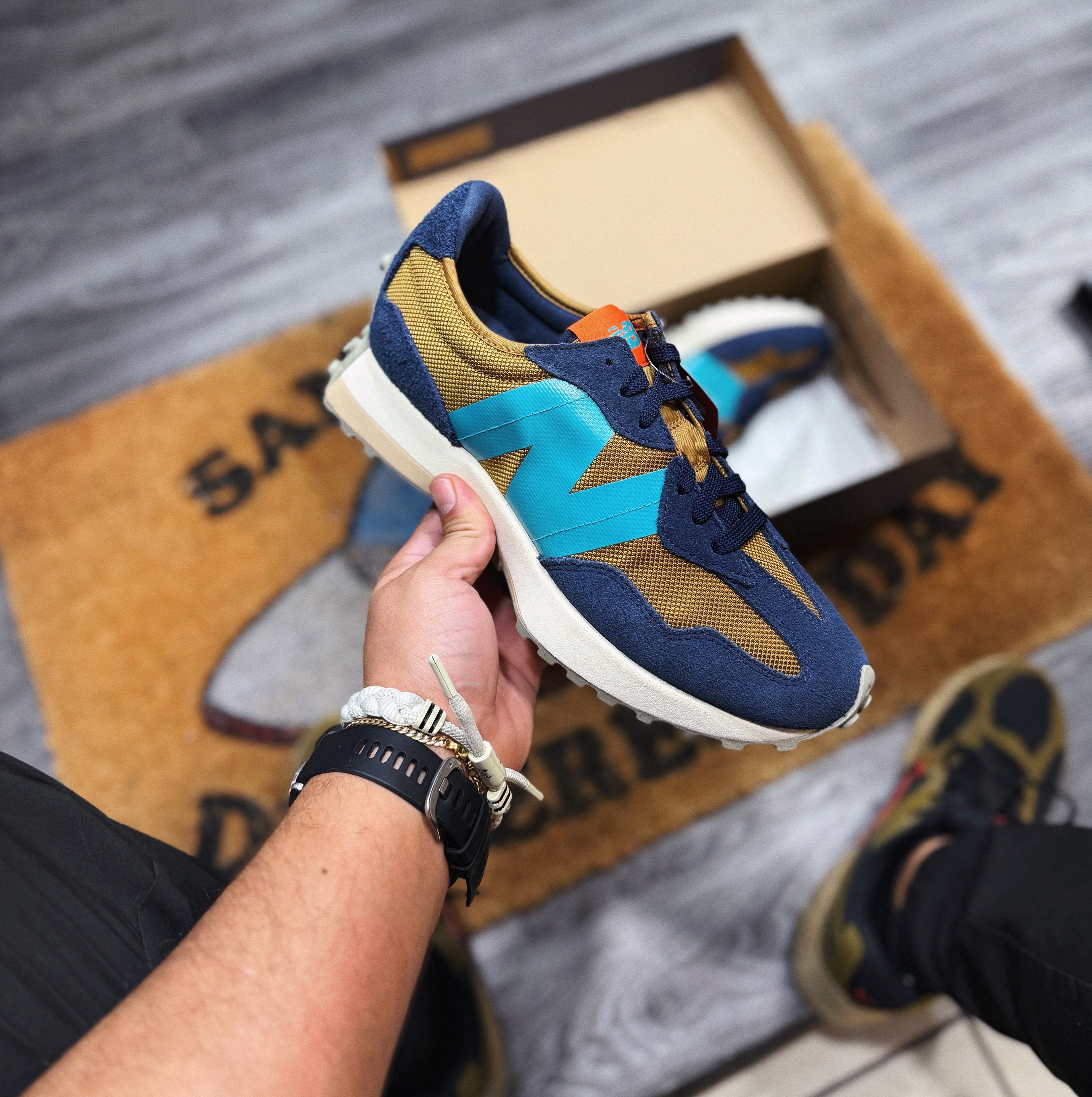 New Balance 327 “ Natural Indigo ”