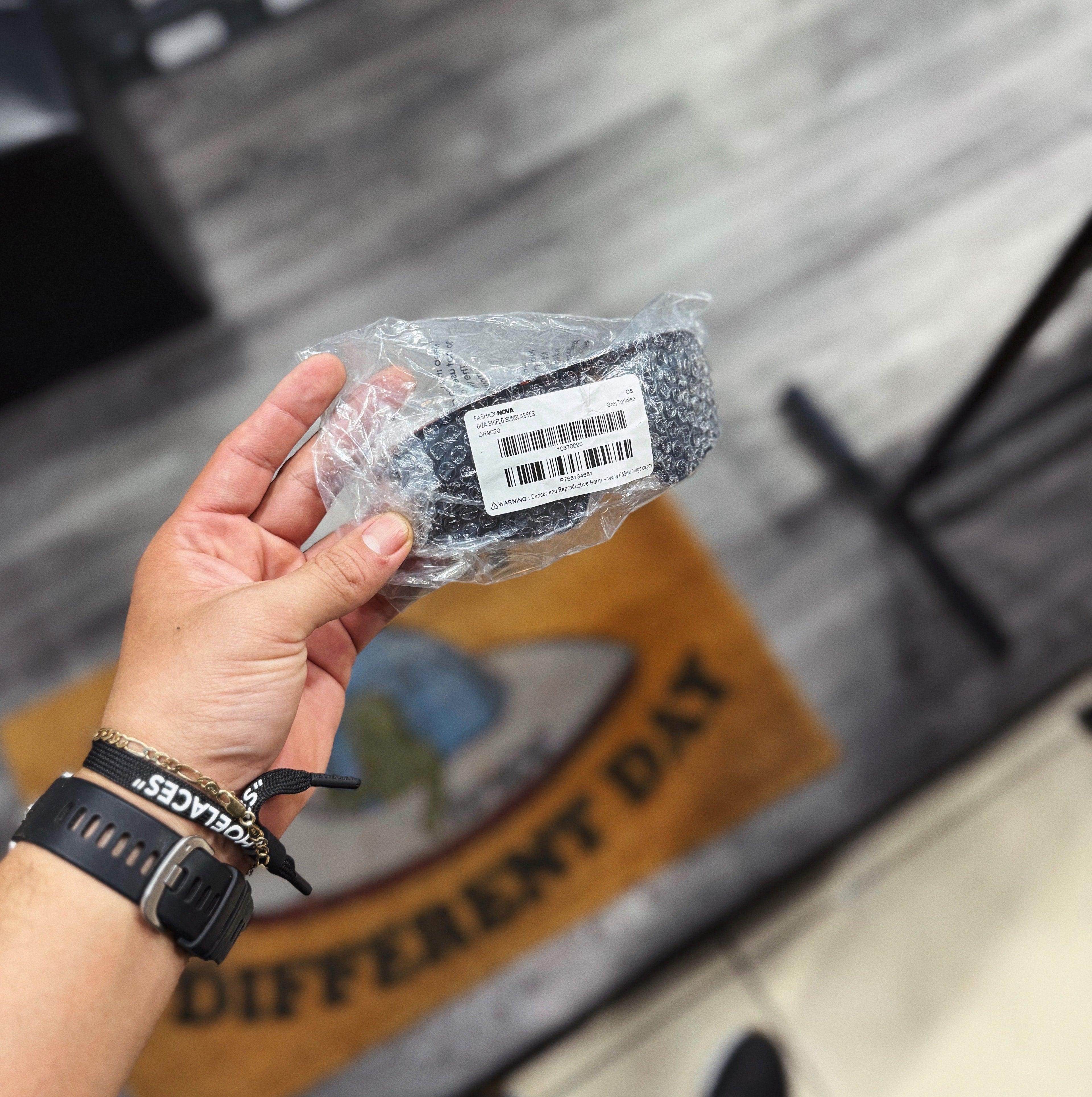 Giza Shield Sunglasses - Tortoise