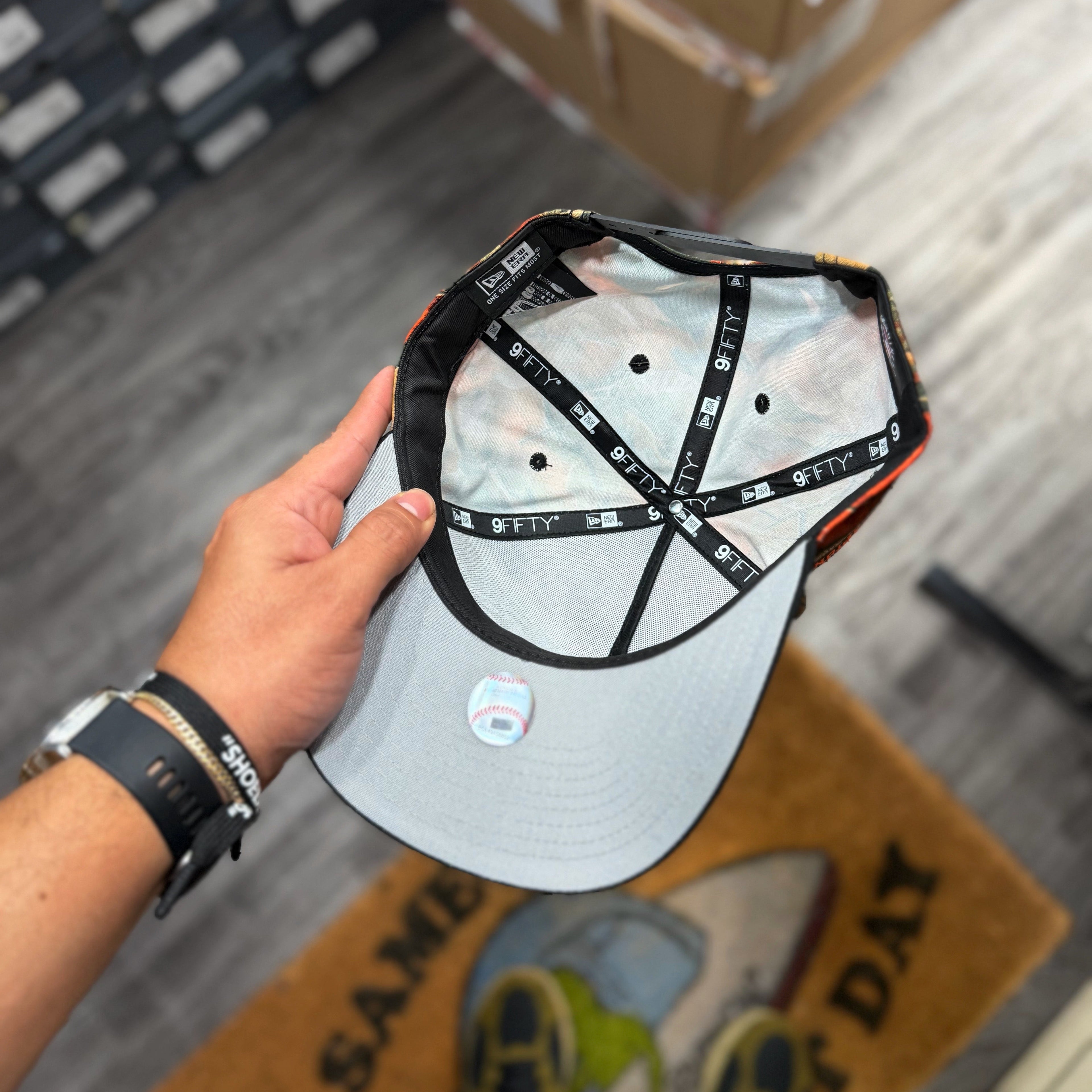 Chicago Whitesox Leaves 9FIFTY A-Frame Snapback Hat