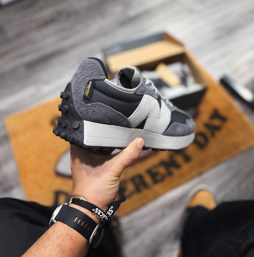 New Balance 327 x Cordura