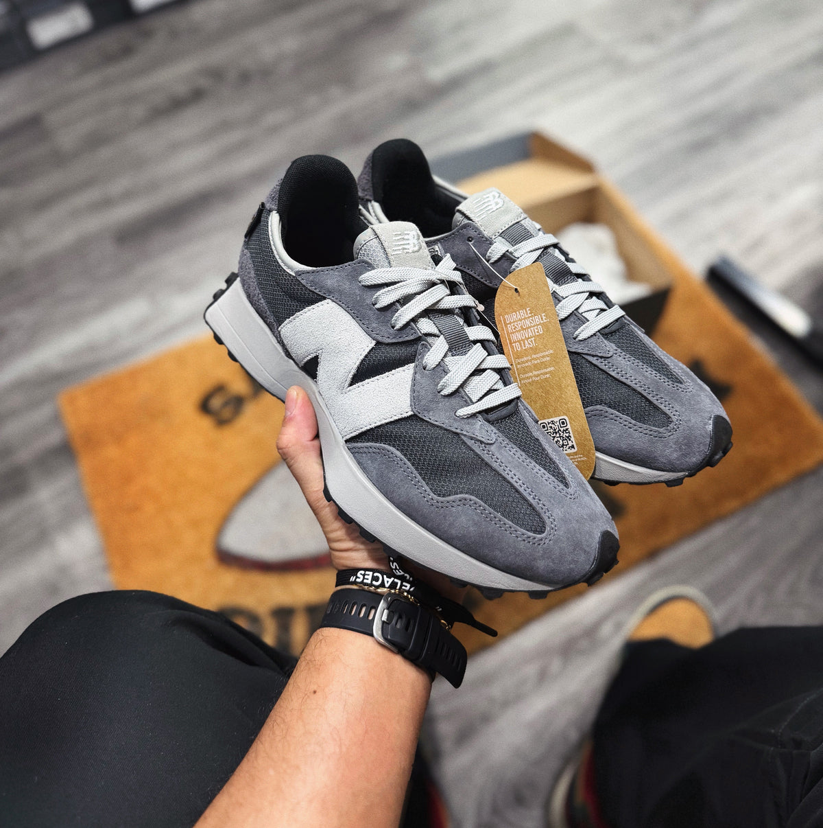 New Balance Rips New Balance 327 x Cordura – Underground El Salvador