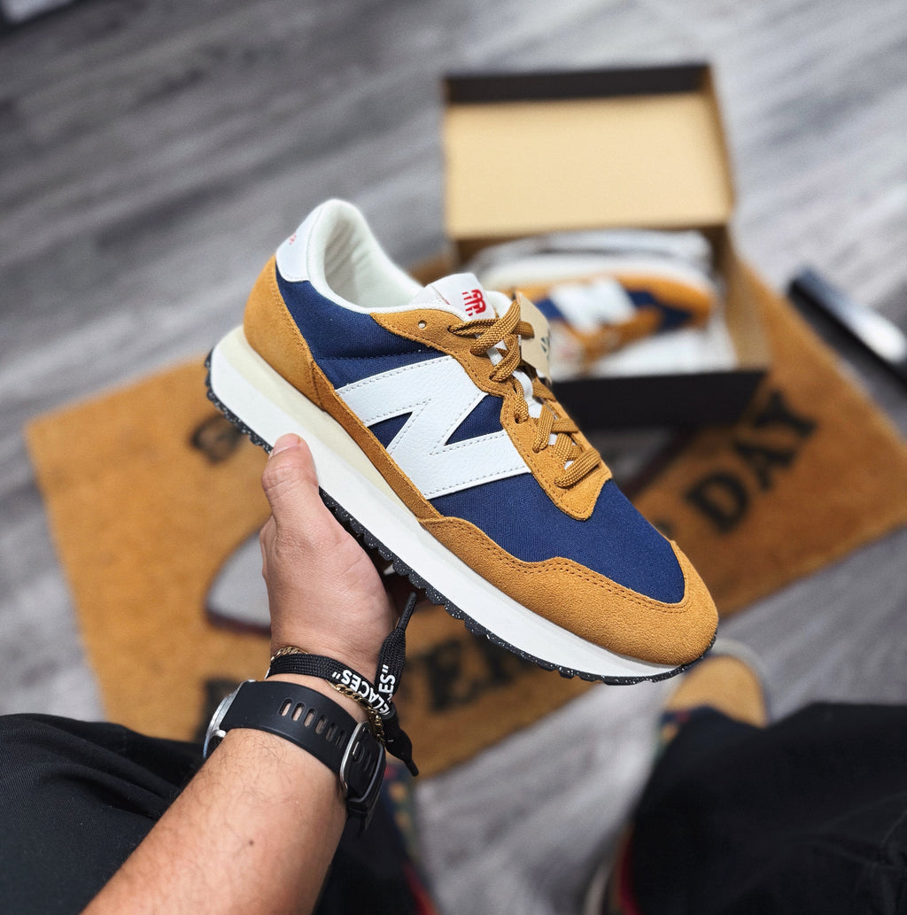 New Balance 237
