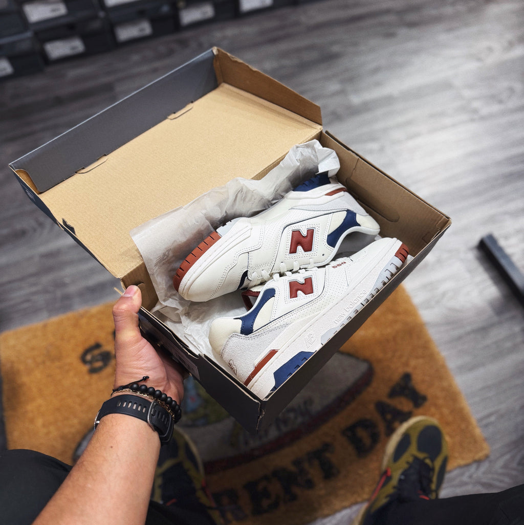 New Balance 550 “ Sea Salt Relic Brown ”