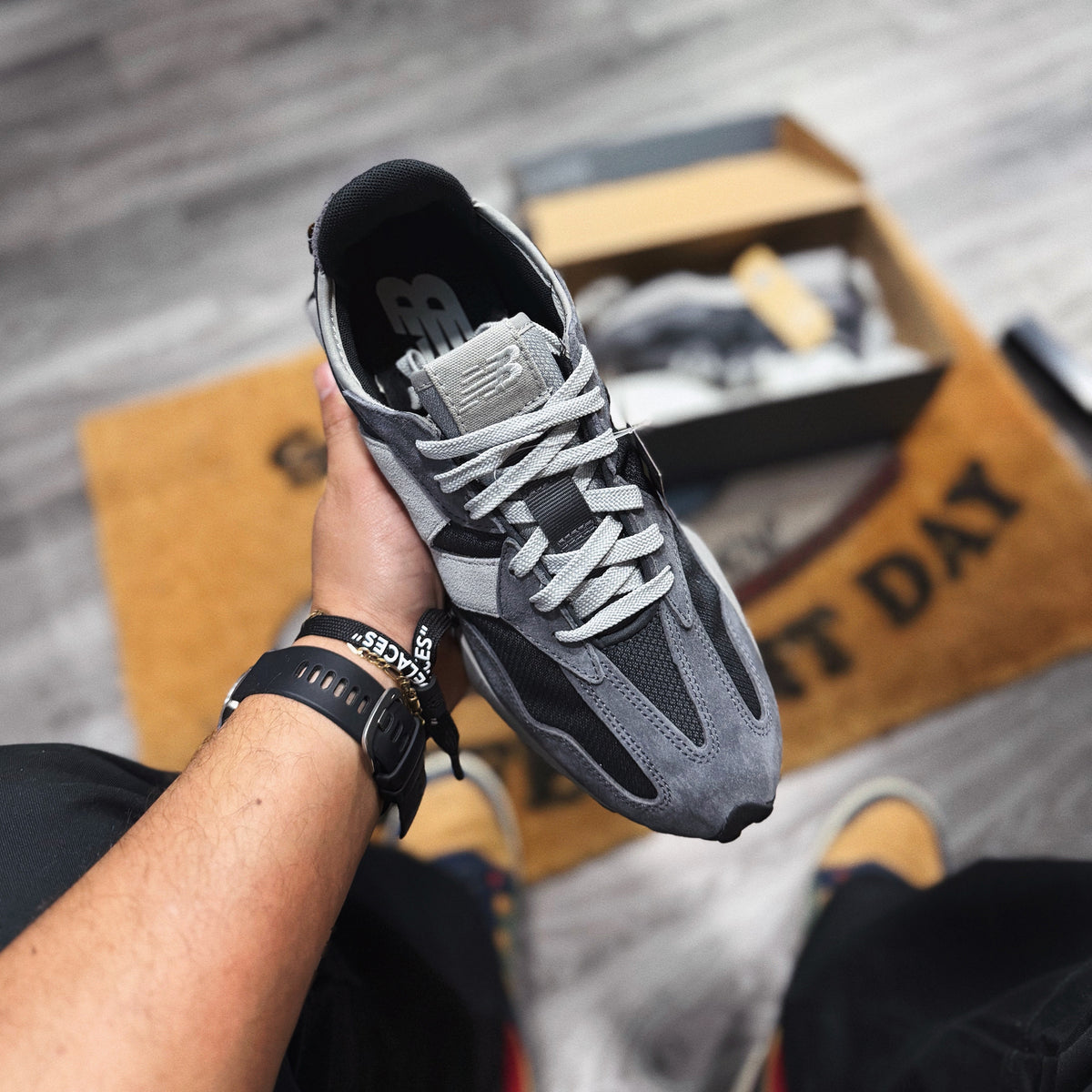 New Balance Rips New Balance 327 x Cordura – Underground El Salvador