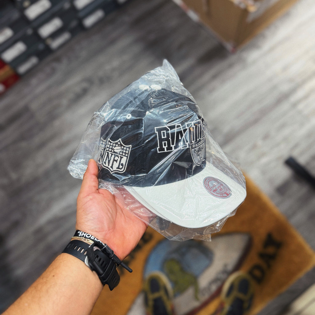 NFL Blitz Pro Las Vegas Raiders Mitchell & Ness