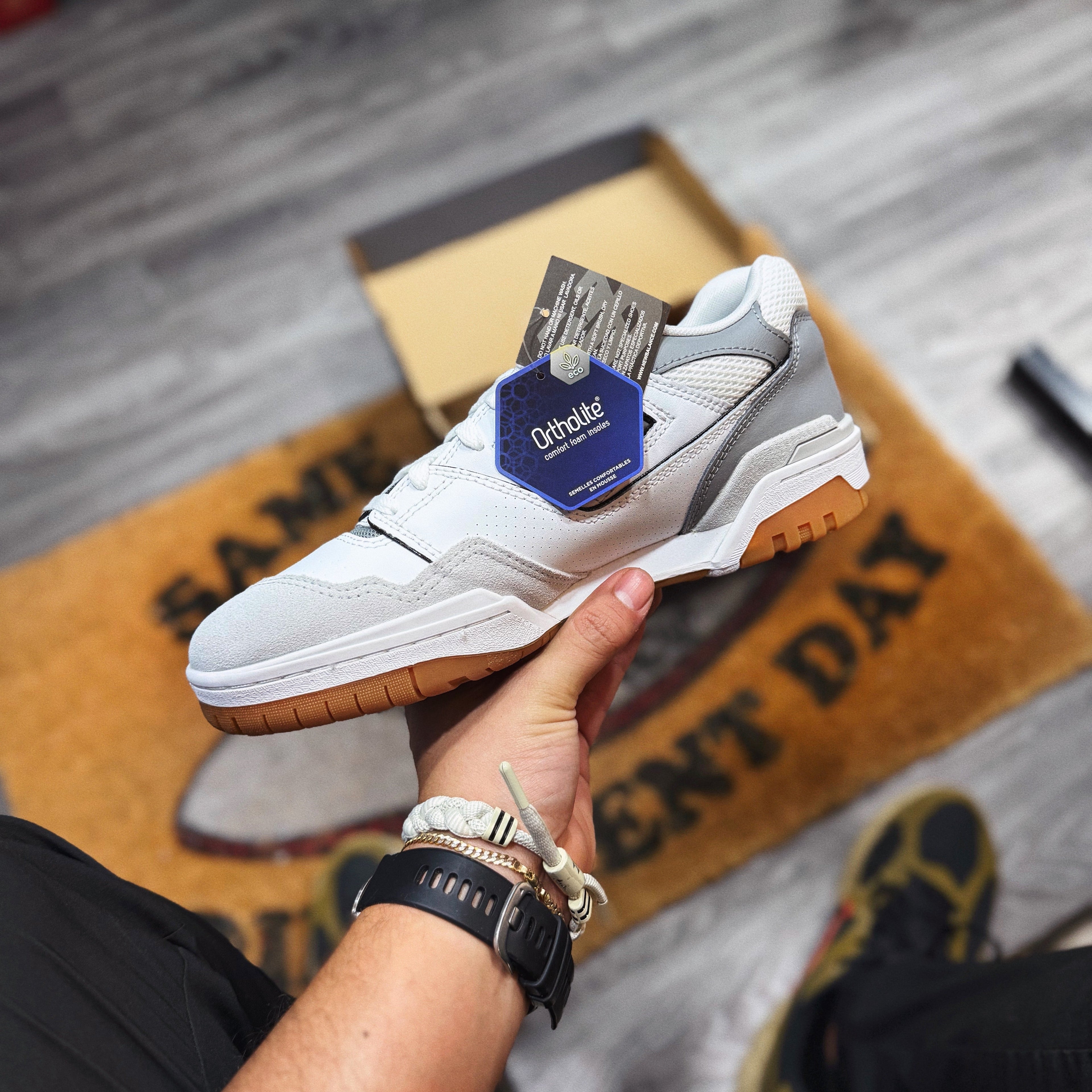 New Balanace “ White State Grey ”