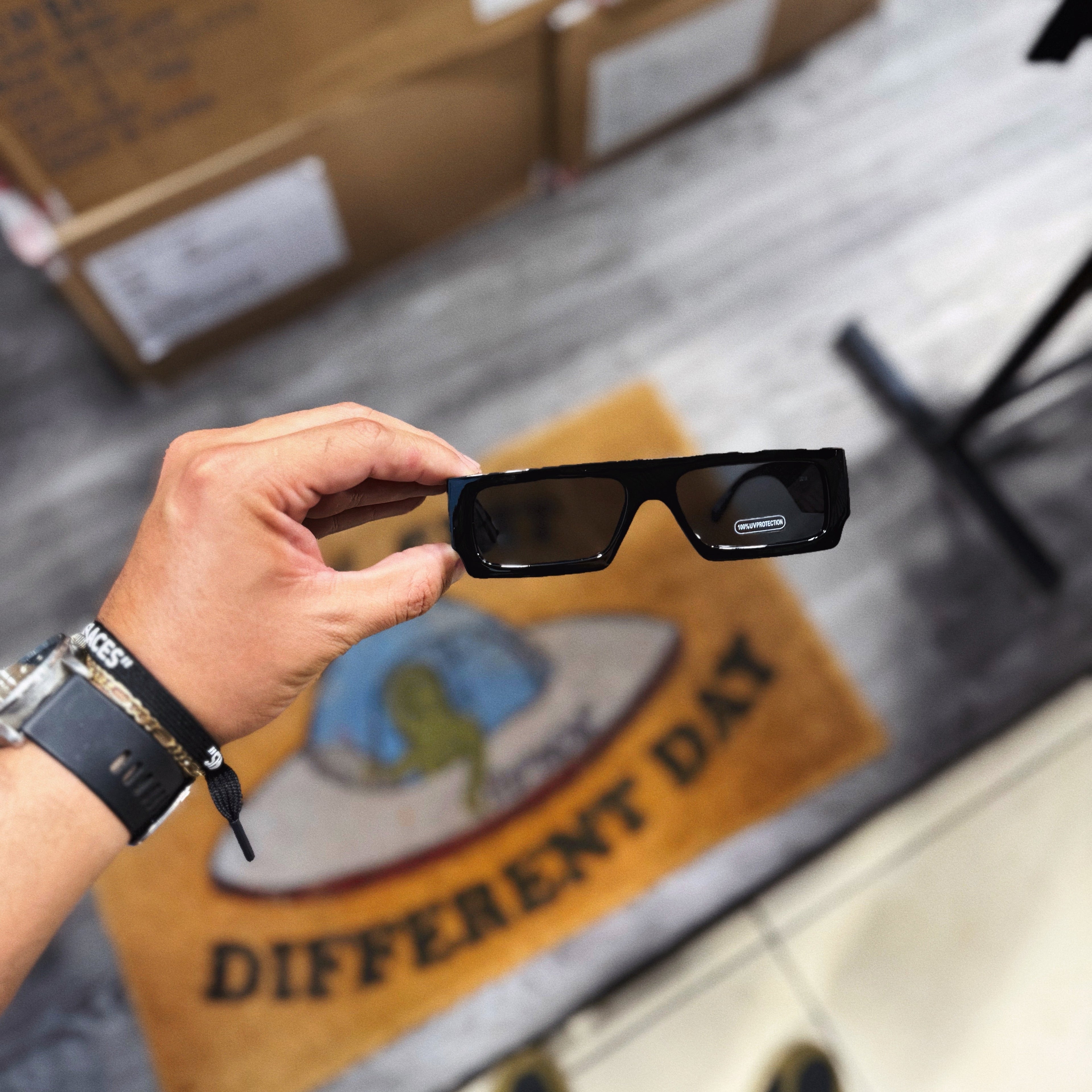 New World - Sunglasses