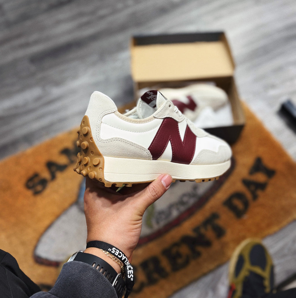 New Balance 327