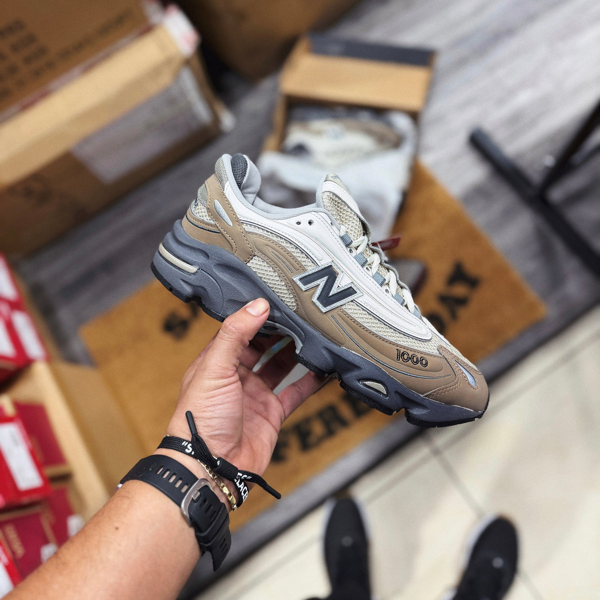 New Balance Rips New Balance 1000 – Underground El Salvador