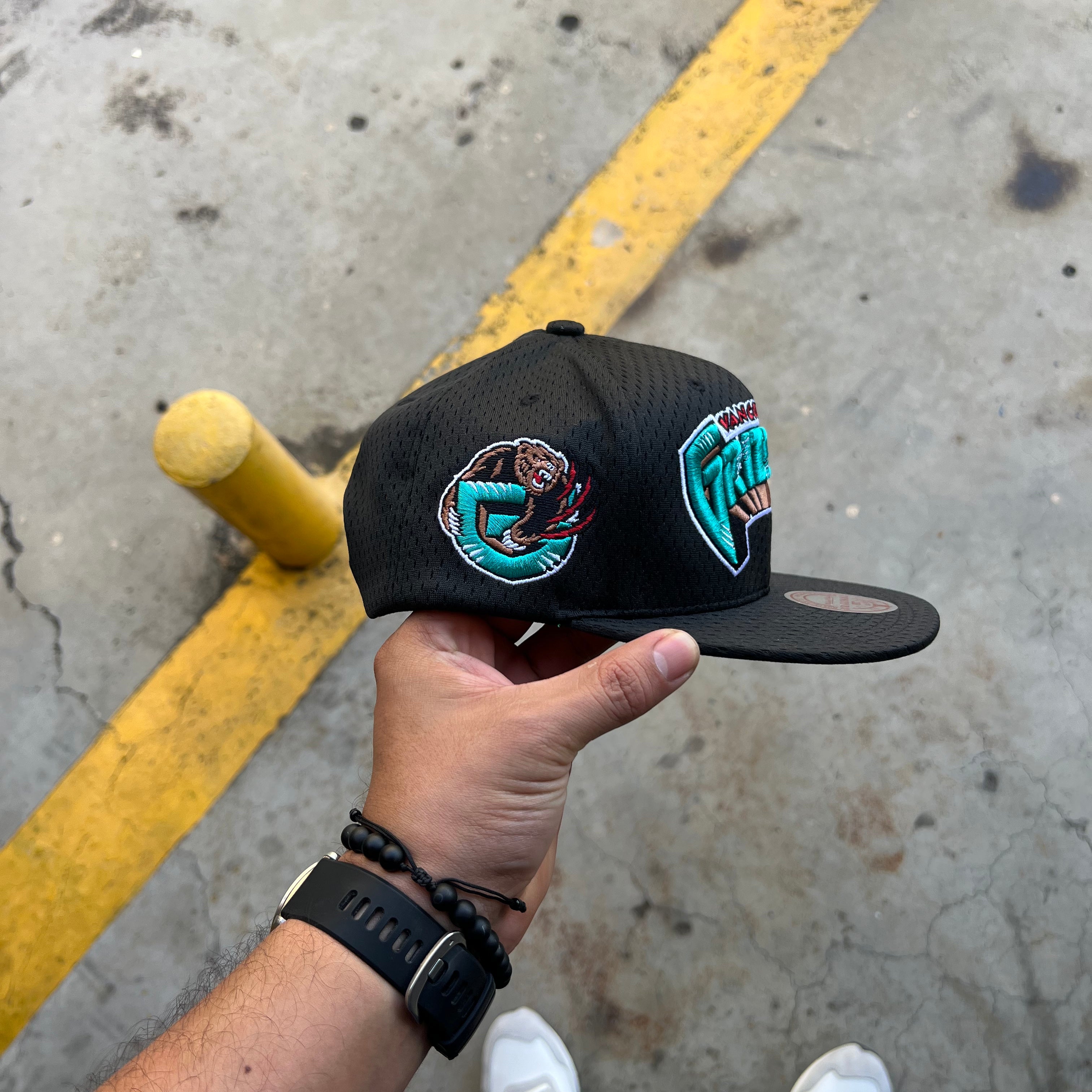 M&N Snapback Vancouver Grizzlliezs